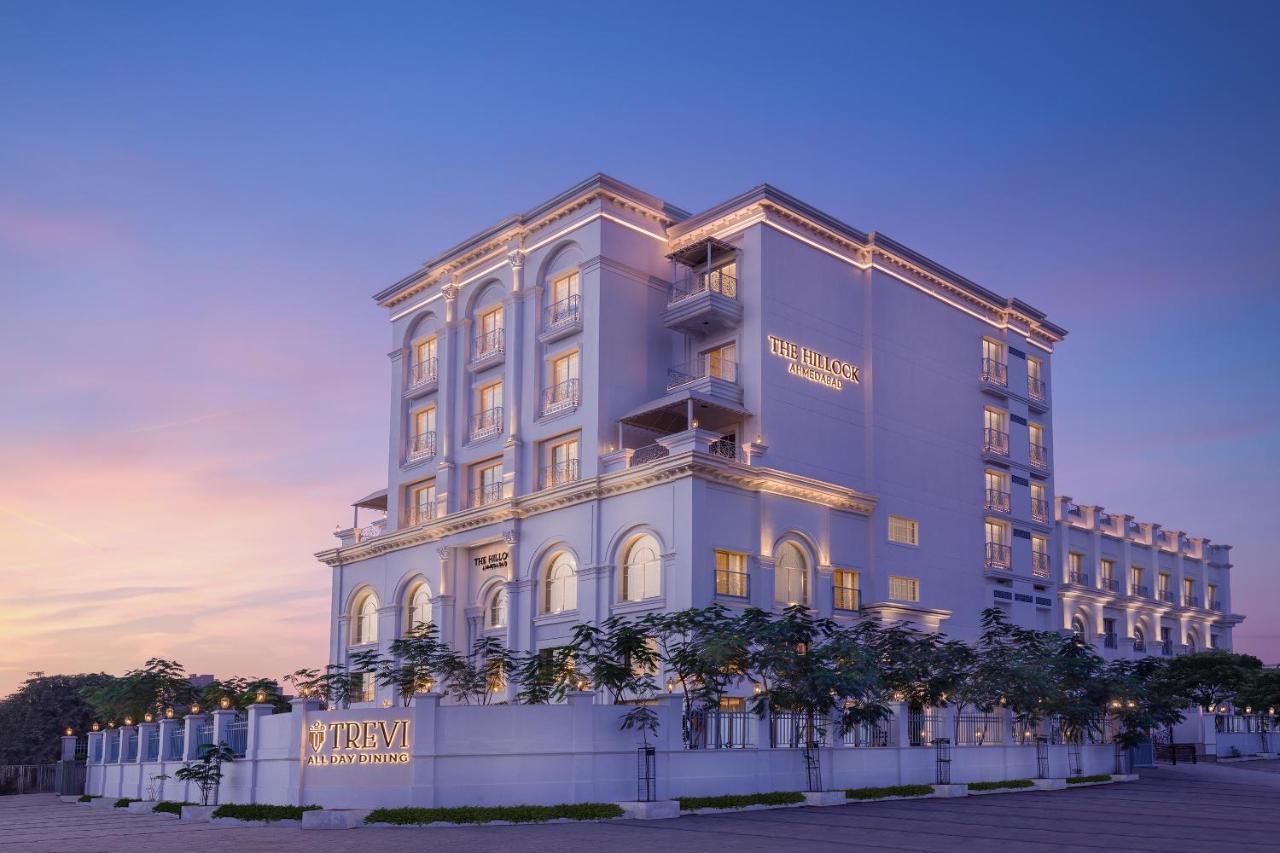 Hotel Hillock Ahmedabad Eksteriør billede